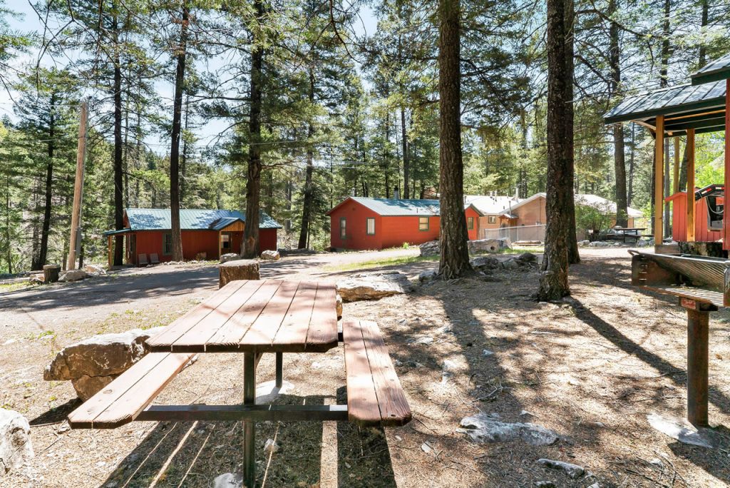 Cabin #26 - Spruce Cabins