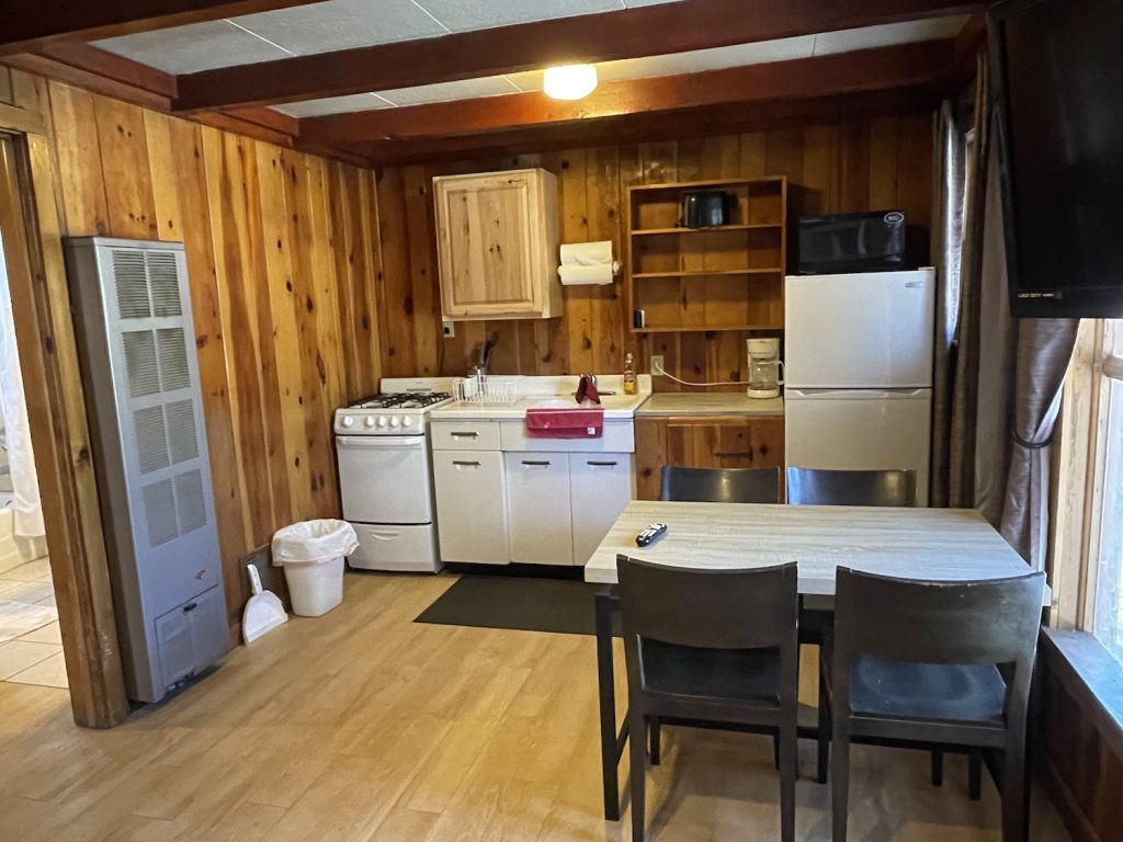 Cabin 18 Spruce Cabins